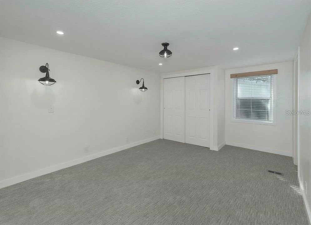 For Rent: $2,700 (2 beds, 2 baths, 1392 Square Feet)