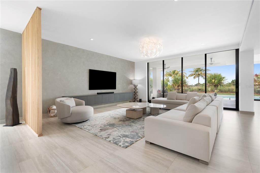 На продажу: $9,350,000 (5 спален, 5 ванн, 3541 Квадратных фут)