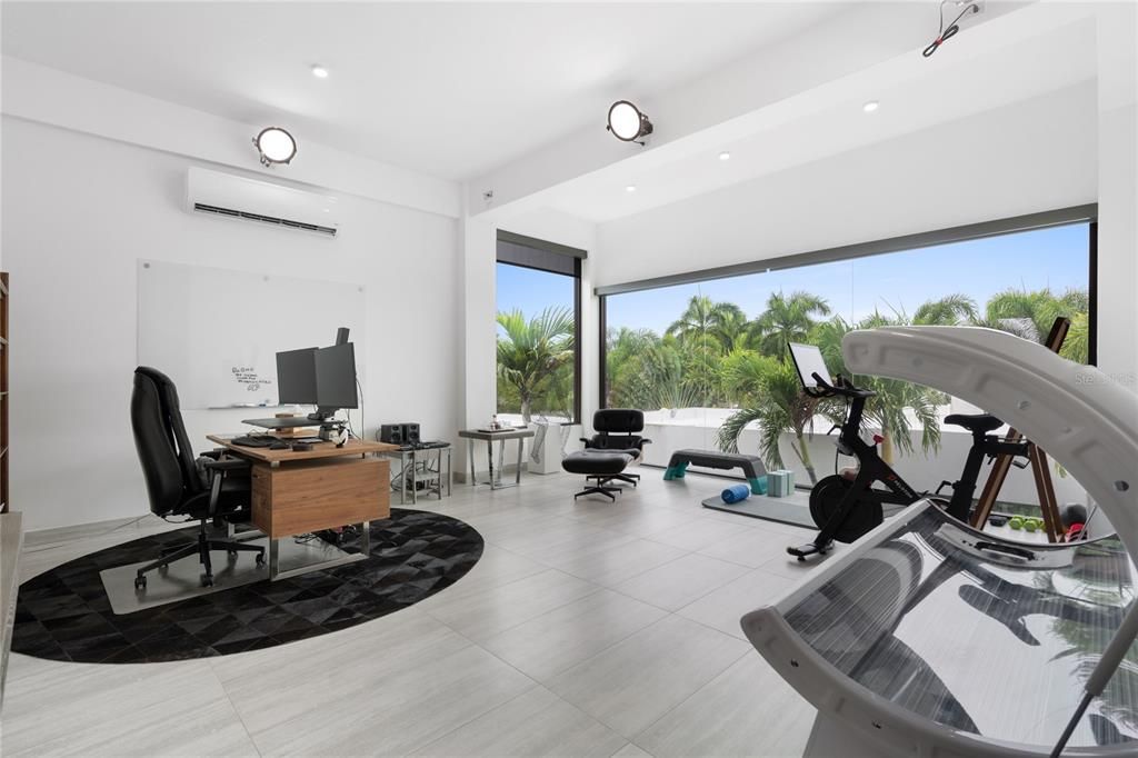 На продажу: $9,350,000 (5 спален, 5 ванн, 3541 Квадратных фут)