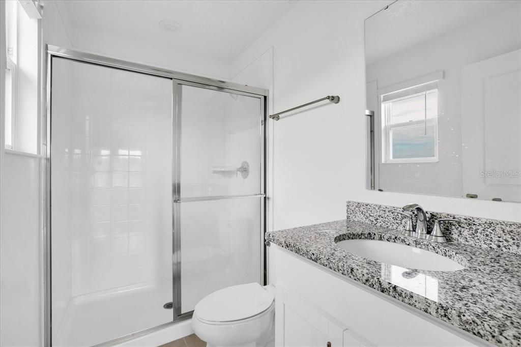 For Rent: $2,150 (3 beds, 2 baths, 1418 Square Feet)