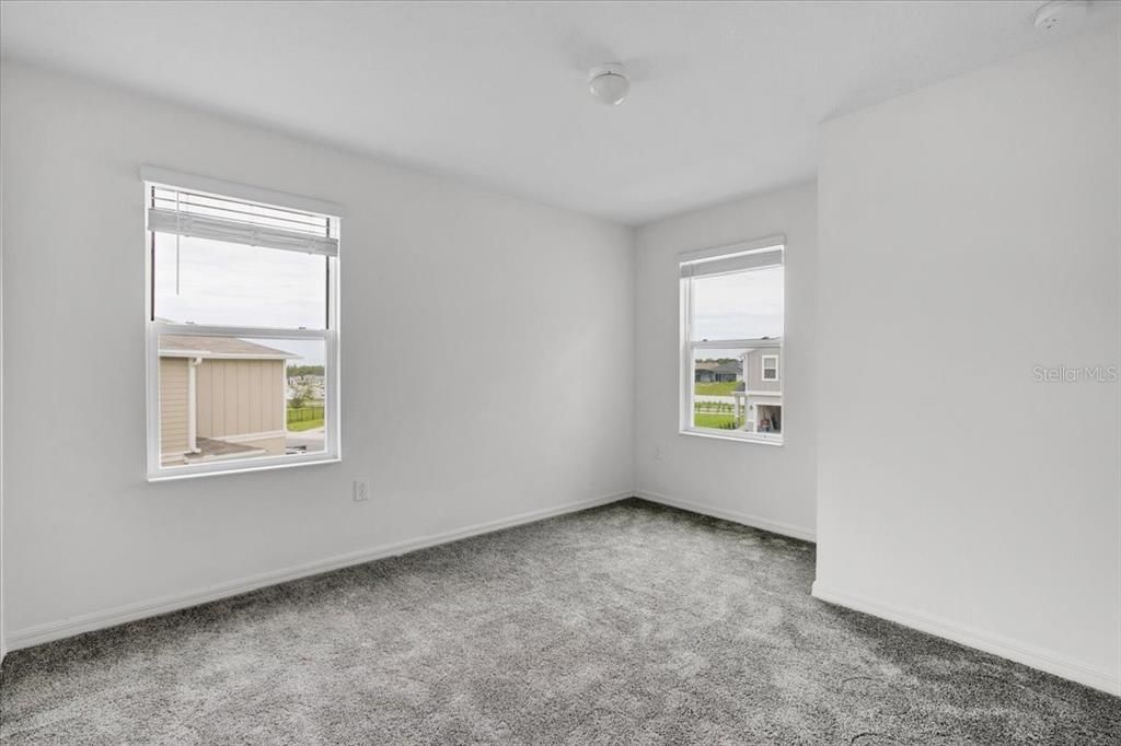 For Rent: $2,150 (3 beds, 2 baths, 1418 Square Feet)