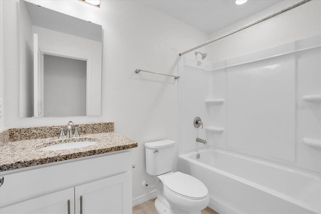 For Rent: $2,150 (3 beds, 2 baths, 1418 Square Feet)