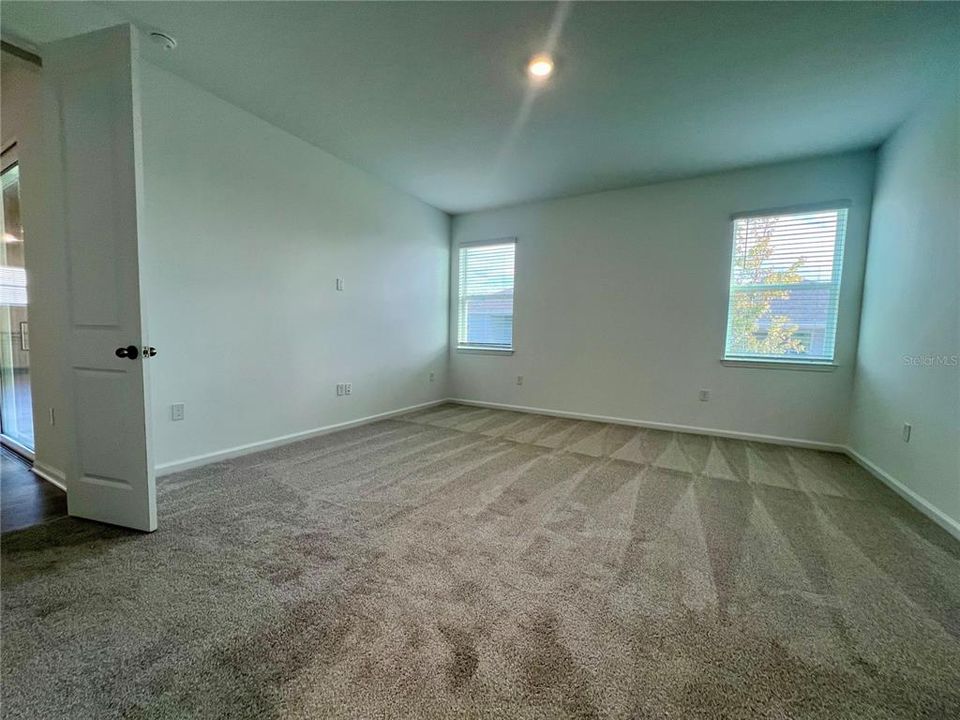 For Sale: $789,990 (5 beds, 4 baths, 3446 Square Feet)