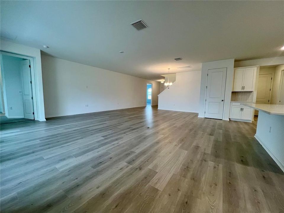 For Sale: $789,990 (5 beds, 4 baths, 3446 Square Feet)