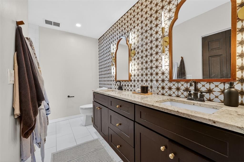 For Sale: $485,000 (3 beds, 2 baths, 1462 Square Feet)