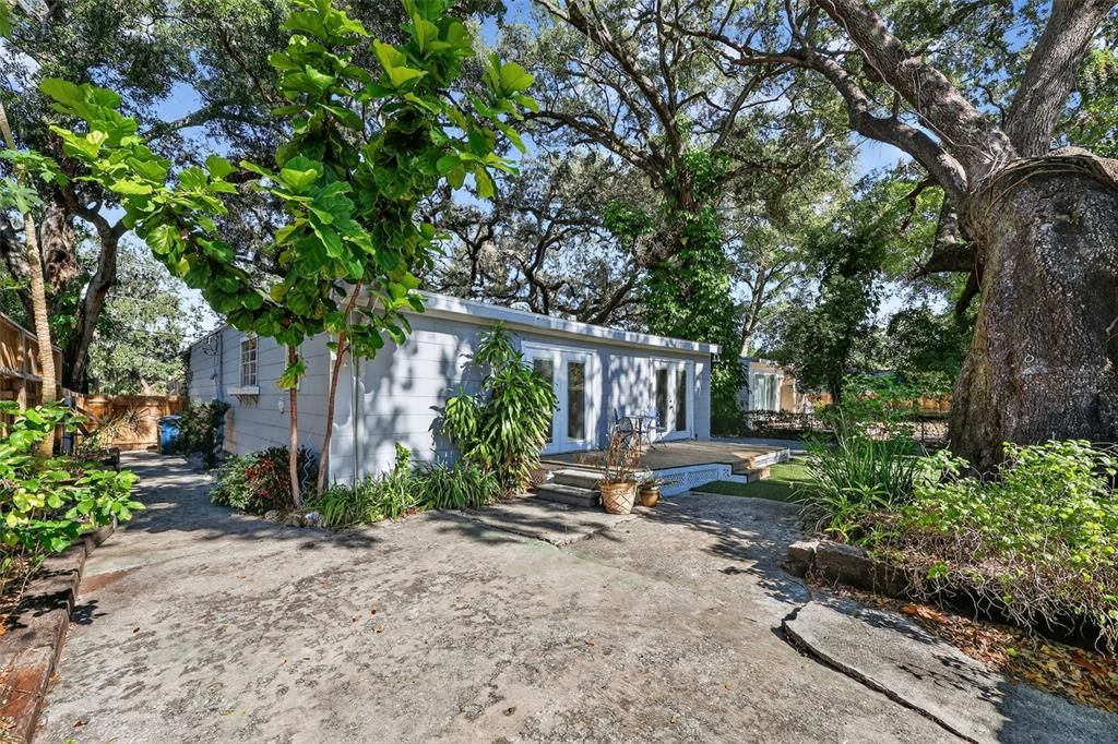 For Sale: $485,000 (3 beds, 2 baths, 1462 Square Feet)