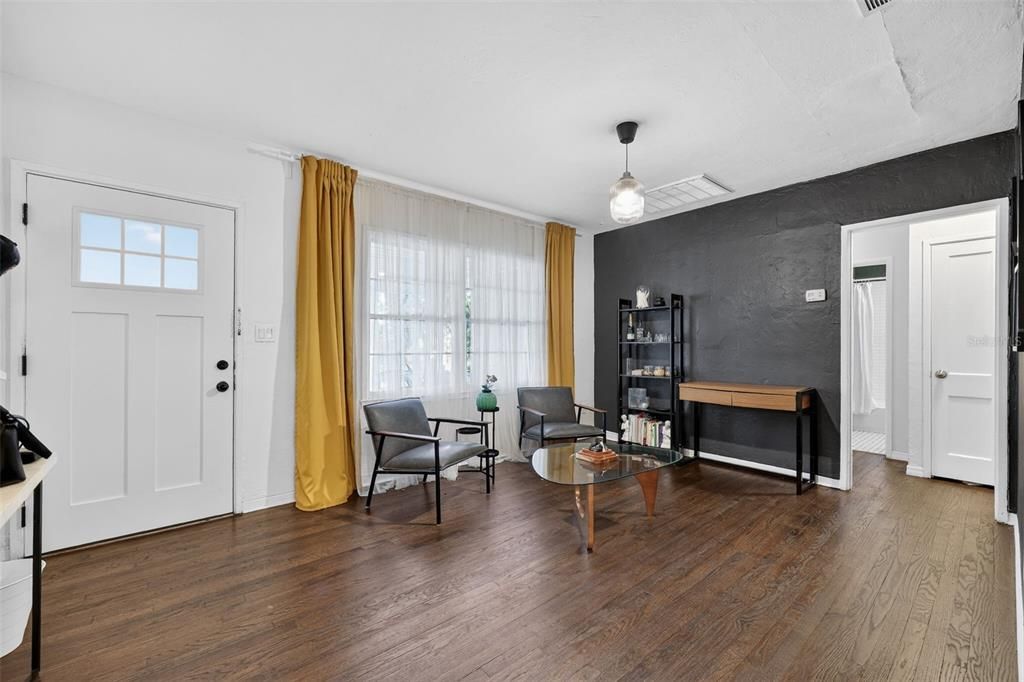 For Sale: $485,000 (3 beds, 2 baths, 1462 Square Feet)