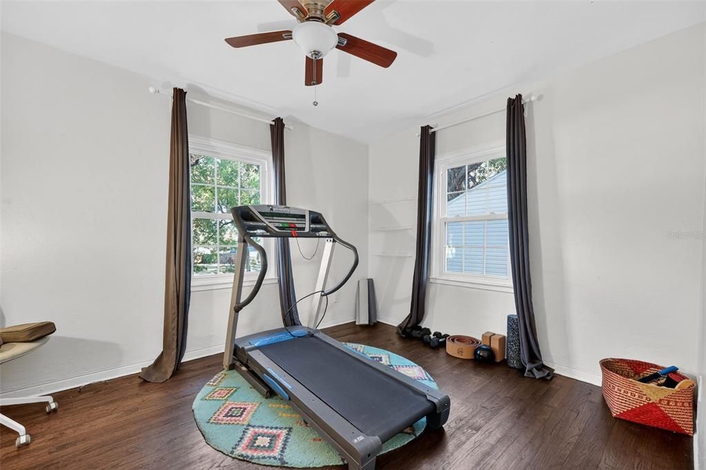 For Sale: $485,000 (3 beds, 2 baths, 1462 Square Feet)