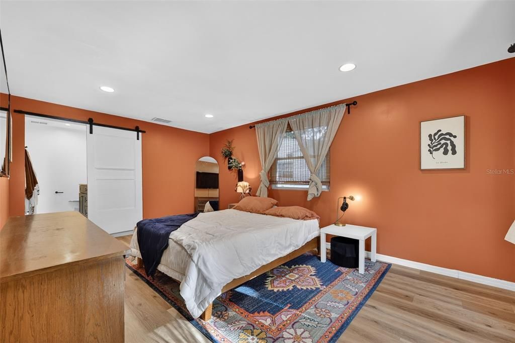 For Sale: $485,000 (3 beds, 2 baths, 1462 Square Feet)