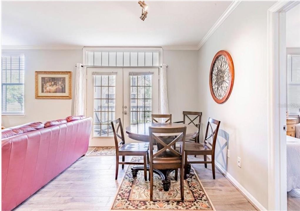 For Rent: $2,495 (2 beds, 2 baths, 996 Square Feet)