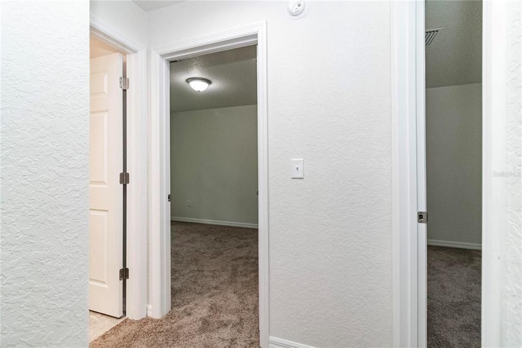 For Sale: $275,000 (3 beds, 2 baths, 1348 Square Feet)