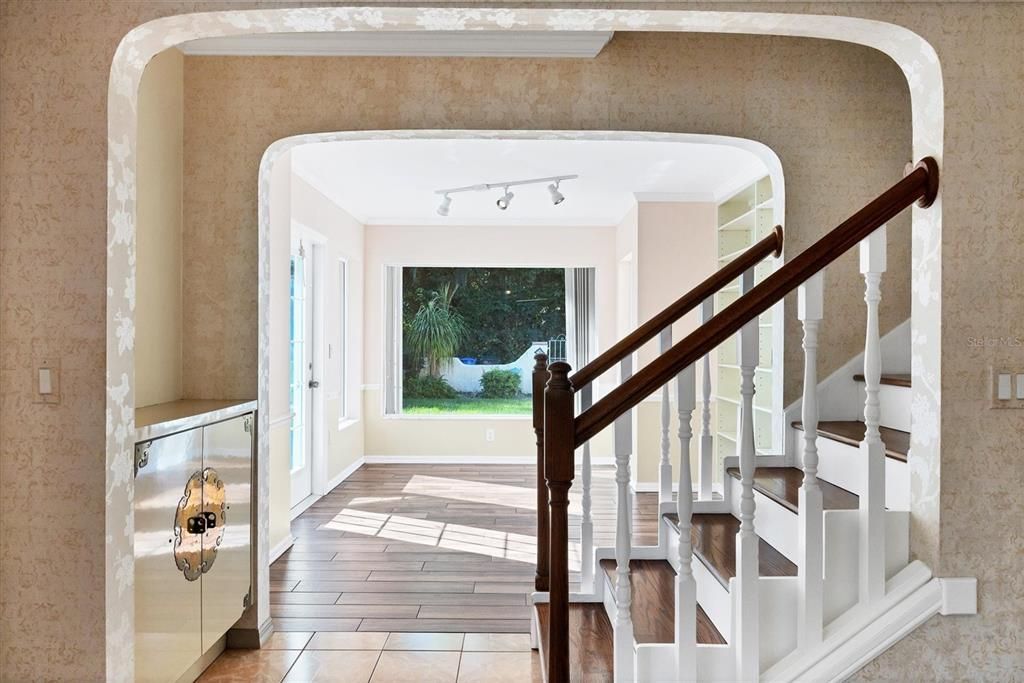 For Sale: $1,100,000 (3 beds, 2 baths, 2688 Square Feet)