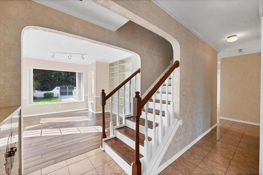 For Sale: $1,100,000 (3 beds, 2 baths, 2688 Square Feet)