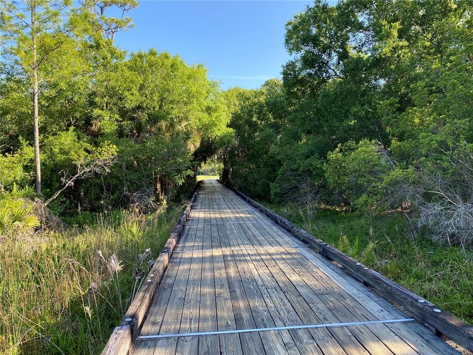 出租: $3,200 (3 贝兹, 2 浴室, 1742 平方英尺)