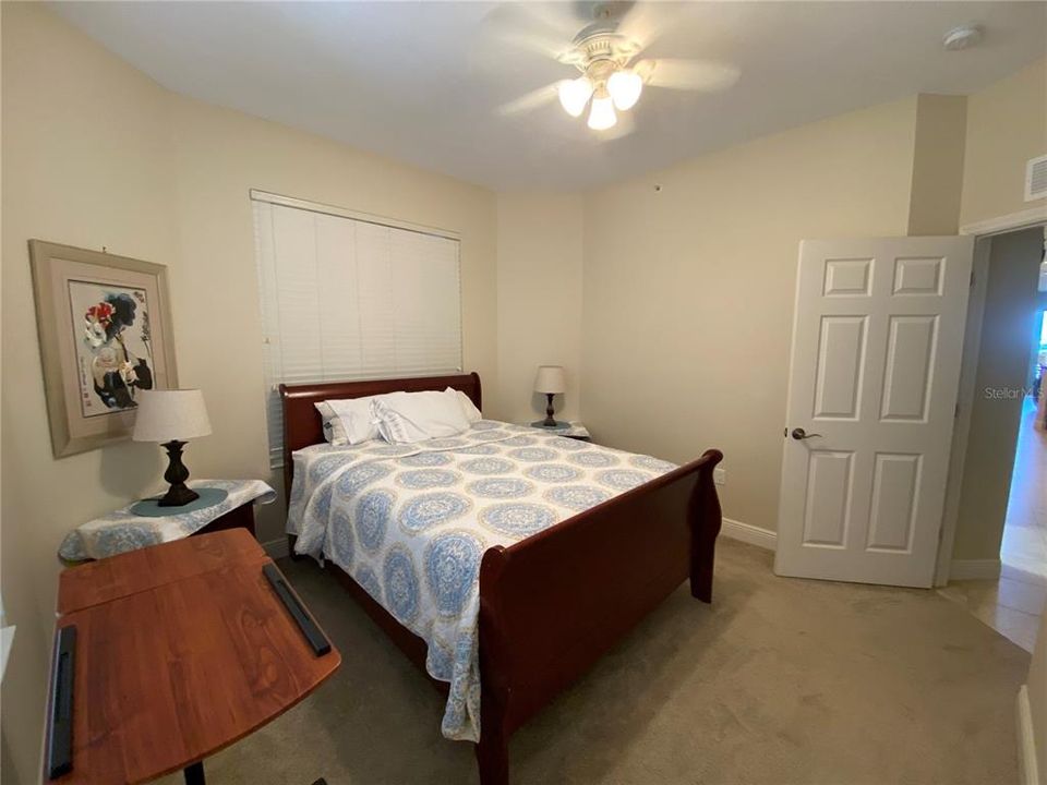 出租: $3,200 (3 贝兹, 2 浴室, 1742 平方英尺)