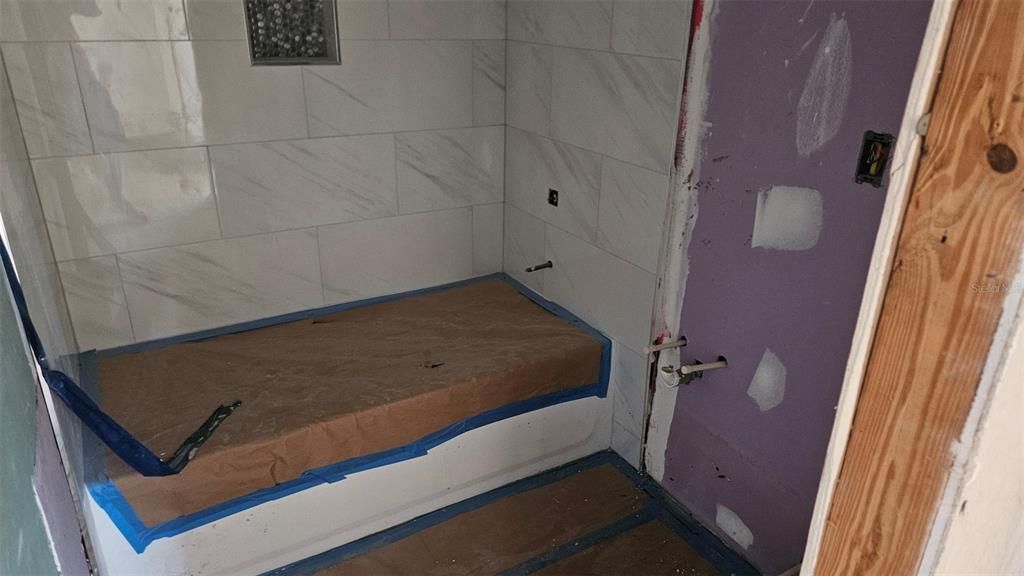 For Sale: $250,000 (4 beds, 2 baths, 1859 Square Feet)