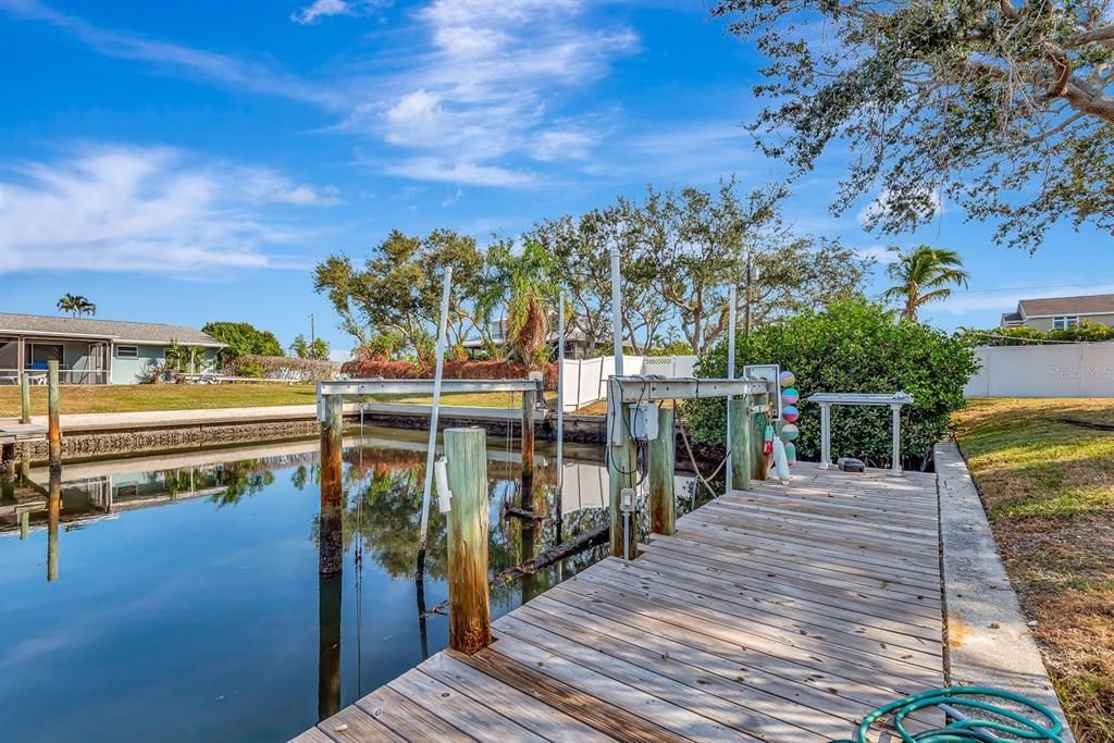 En Venta: $799,900 (3 camas, 3 baños, 2184 Pies cuadrados)