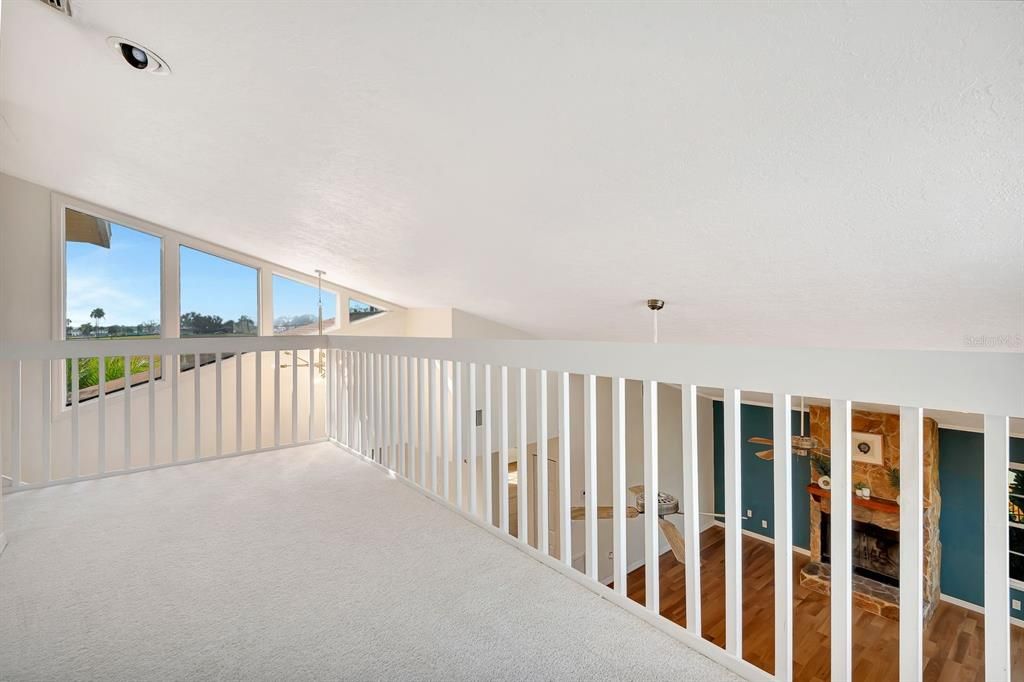 En Venta: $799,900 (3 camas, 3 baños, 2184 Pies cuadrados)