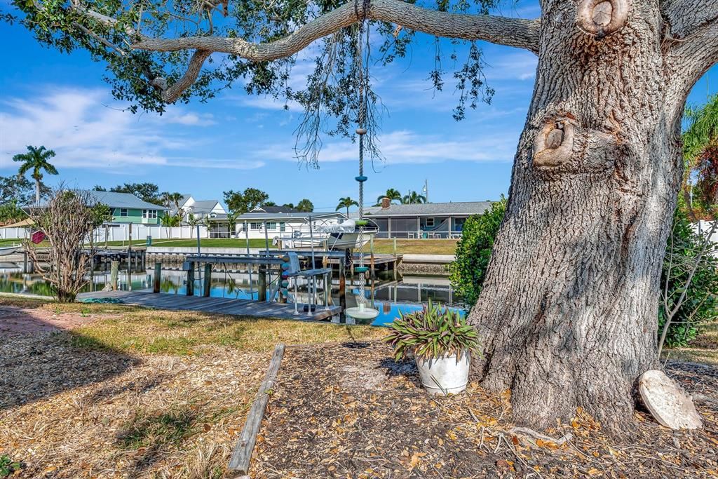 En Venta: $799,900 (3 camas, 3 baños, 2184 Pies cuadrados)