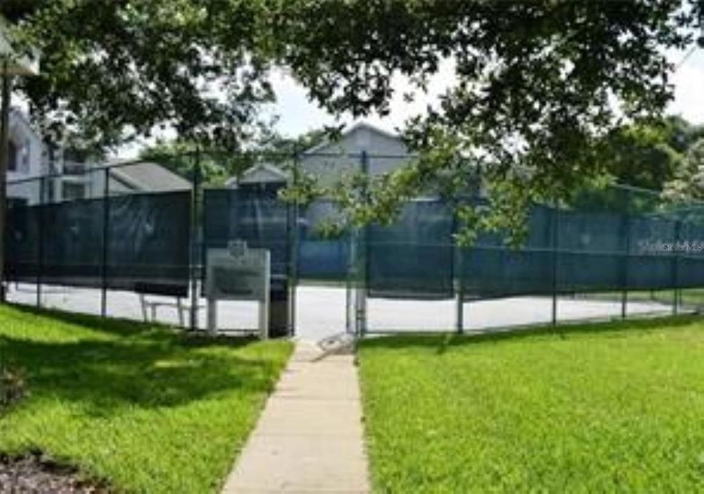 For Rent: $1,395 (1 beds, 1 baths, 701 Square Feet)