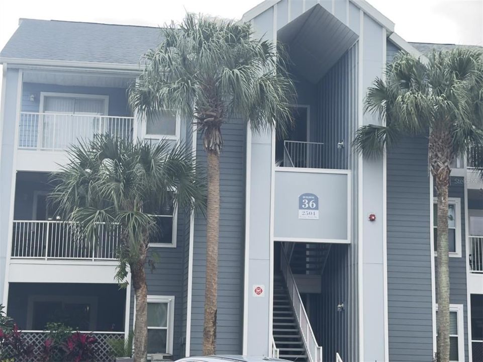 For Rent: $1,395 (1 beds, 1 baths, 701 Square Feet)