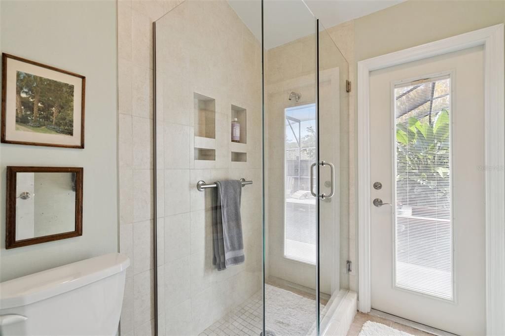 На продажу: $454,900 (3 спален, 2 ванн, 1738 Квадратных фут)