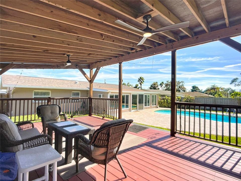 En Venta: $435,000 (3 camas, 2 baños, 1556 Pies cuadrados)