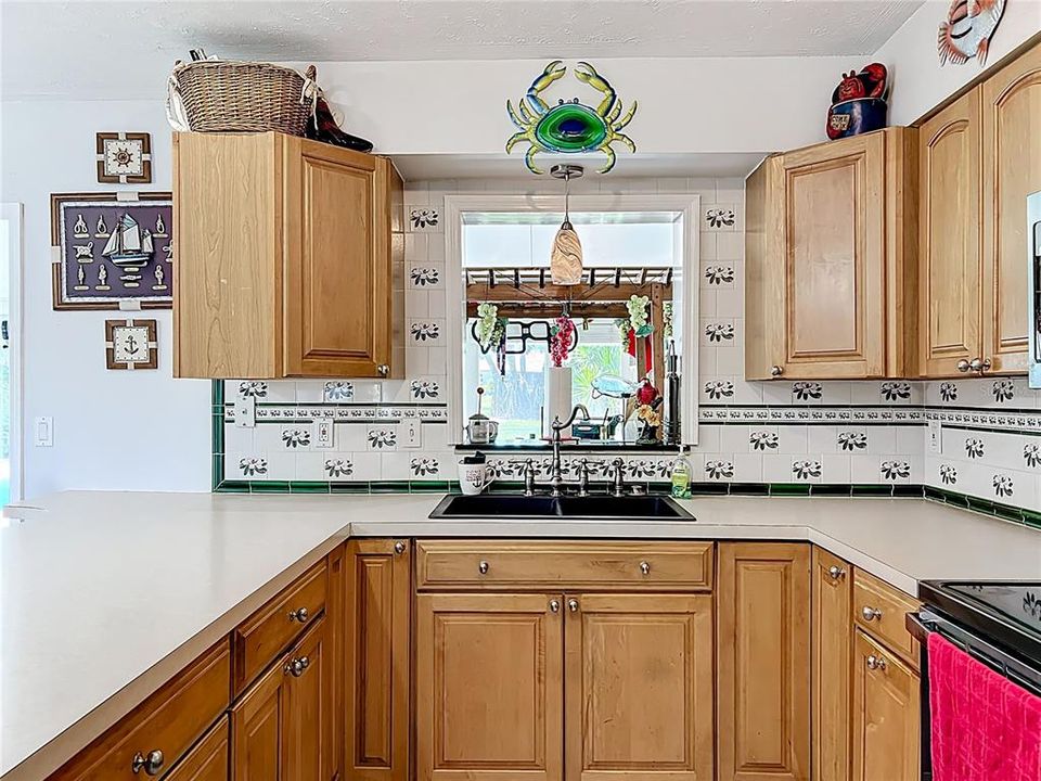 En Venta: $435,000 (3 camas, 2 baños, 1556 Pies cuadrados)