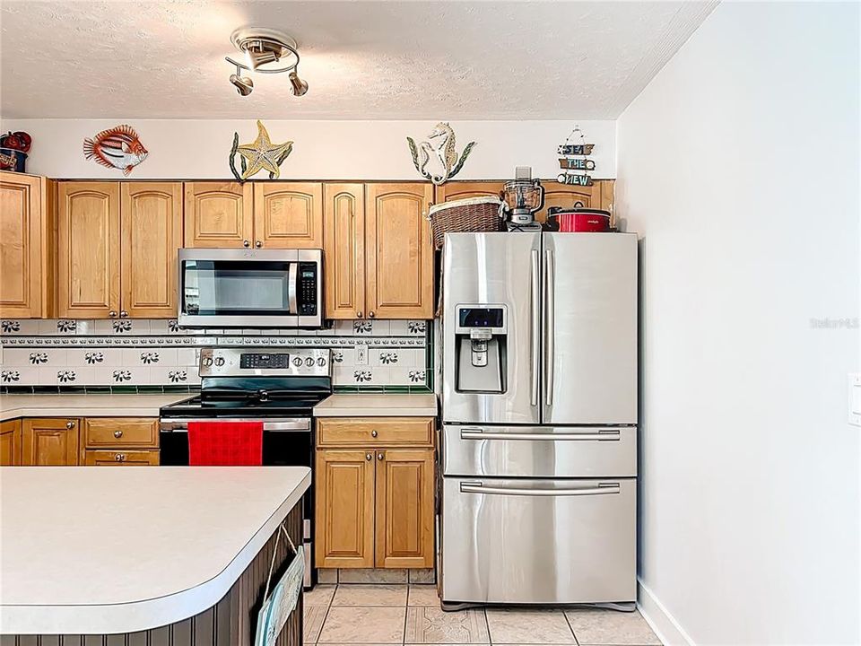 En Venta: $435,000 (3 camas, 2 baños, 1556 Pies cuadrados)