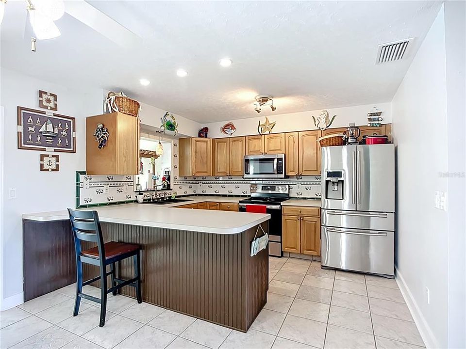 En Venta: $435,000 (3 camas, 2 baños, 1556 Pies cuadrados)