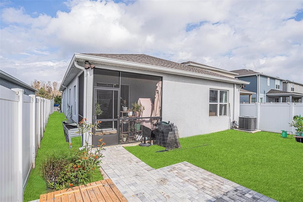 For Rent: $2,500 (3 beds, 2 baths, 1500 Square Feet)