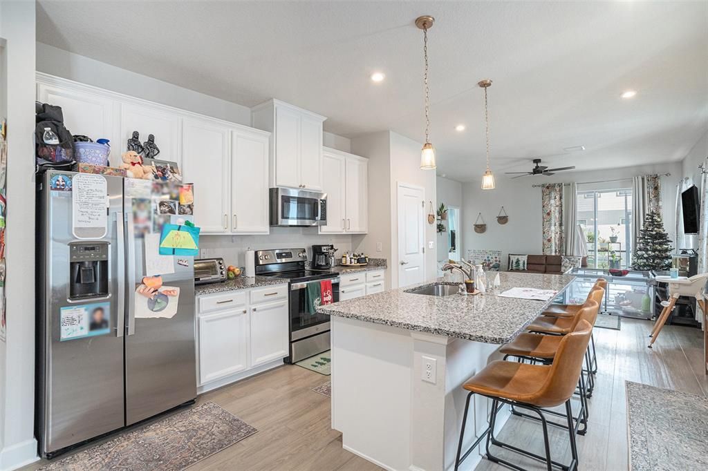 For Rent: $2,500 (3 beds, 2 baths, 1500 Square Feet)