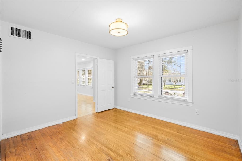 待售: $315,000 (3 贝兹, 2 浴室, 1472 平方英尺)