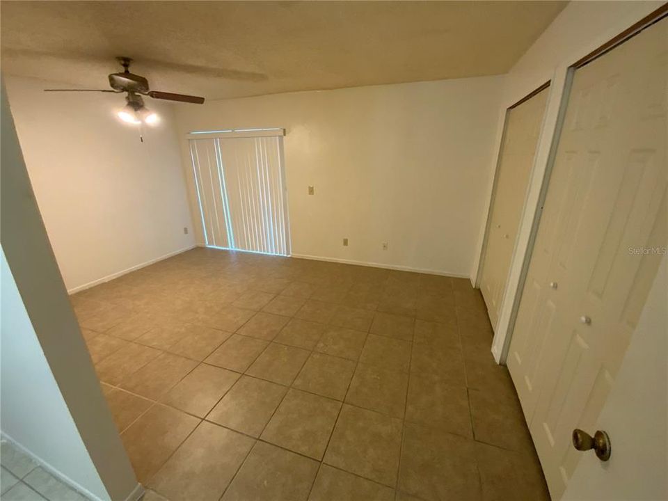 En Renta: $2,000 (5 camas, 4 baños, 2148 Pies cuadrados)