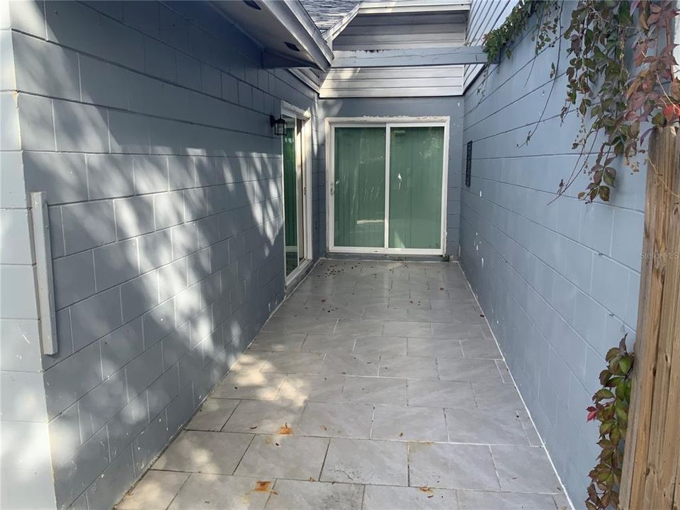 En Renta: $2,000 (5 camas, 4 baños, 2148 Pies cuadrados)