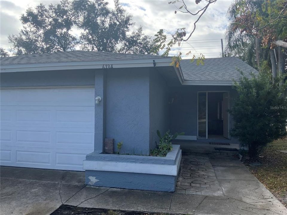 En Renta: $2,000 (5 camas, 4 baños, 2148 Pies cuadrados)