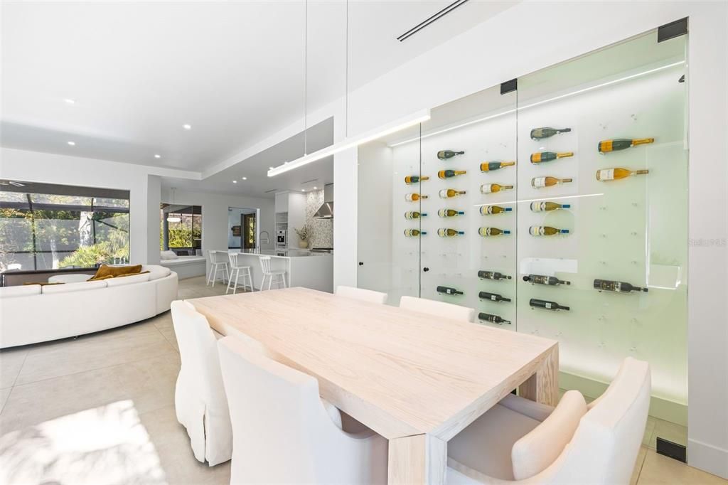 En Venta: $1,140,000 (3 camas, 3 baños, 2505 Pies cuadrados)