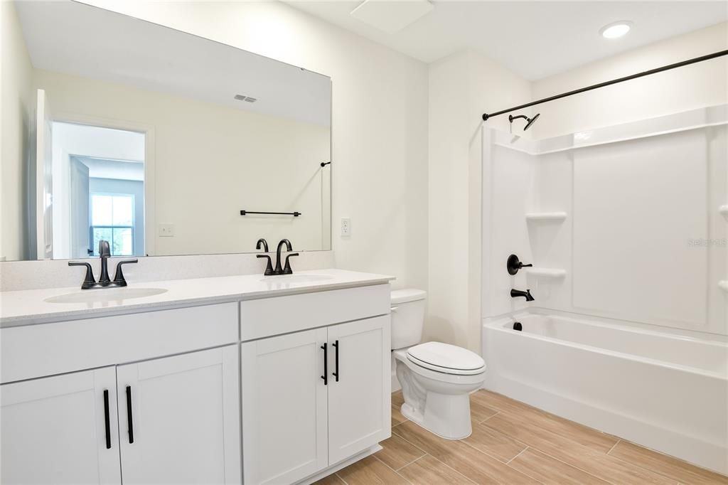 待售: $519,213 (4 贝兹, 3 浴室, 2670 平方英尺)