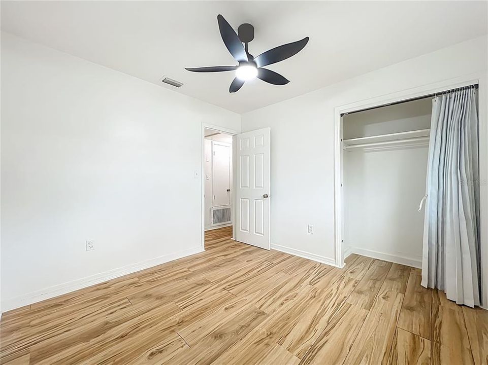 En Venta: $295,000 (3 camas, 2 baños, 1172 Pies cuadrados)