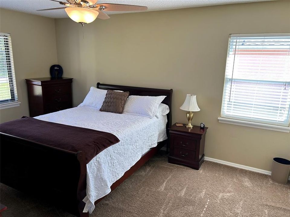 出租: $2,200 (3 贝兹, 2 浴室, 1246 平方英尺)