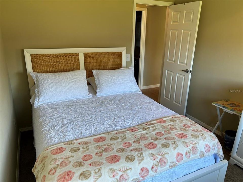 出租: $2,200 (3 贝兹, 2 浴室, 1246 平方英尺)