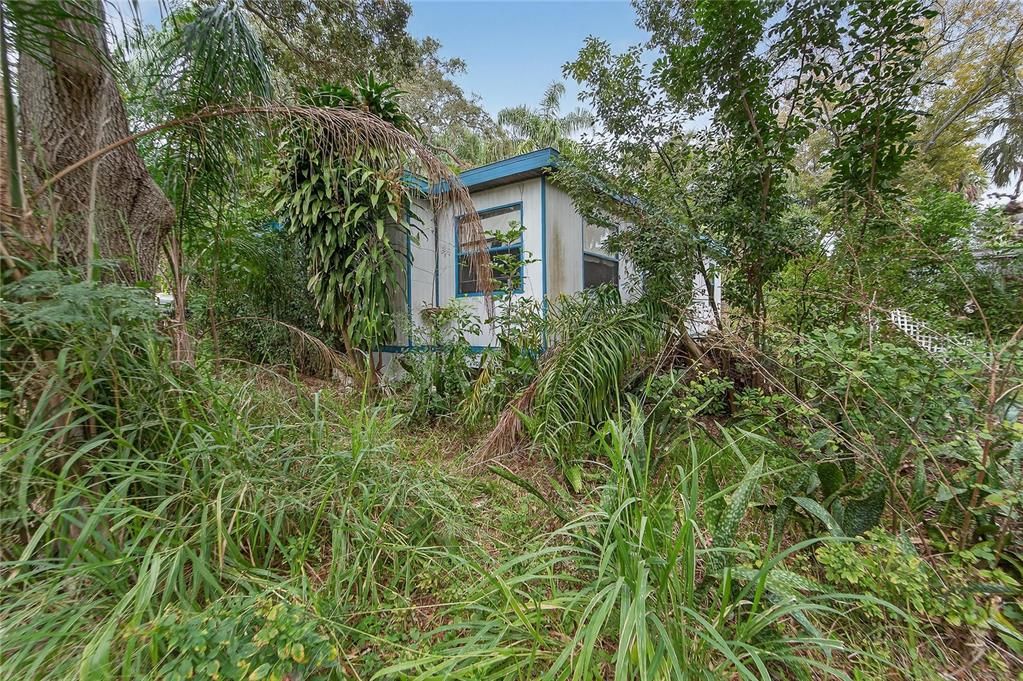 待售: $225,000 (0.26 acres)