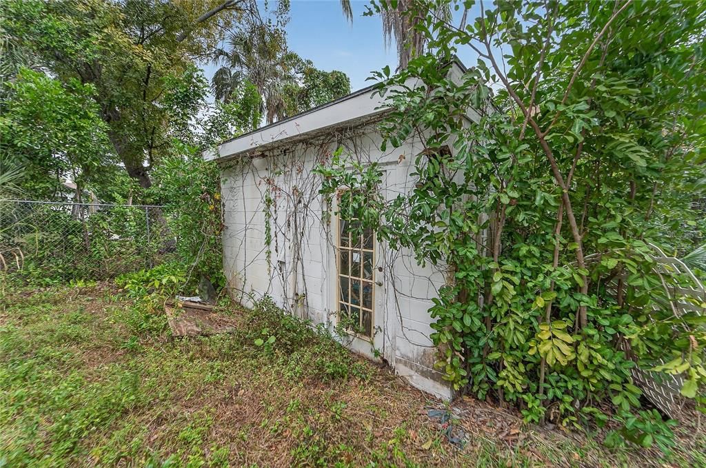 待售: $225,000 (0.26 acres)