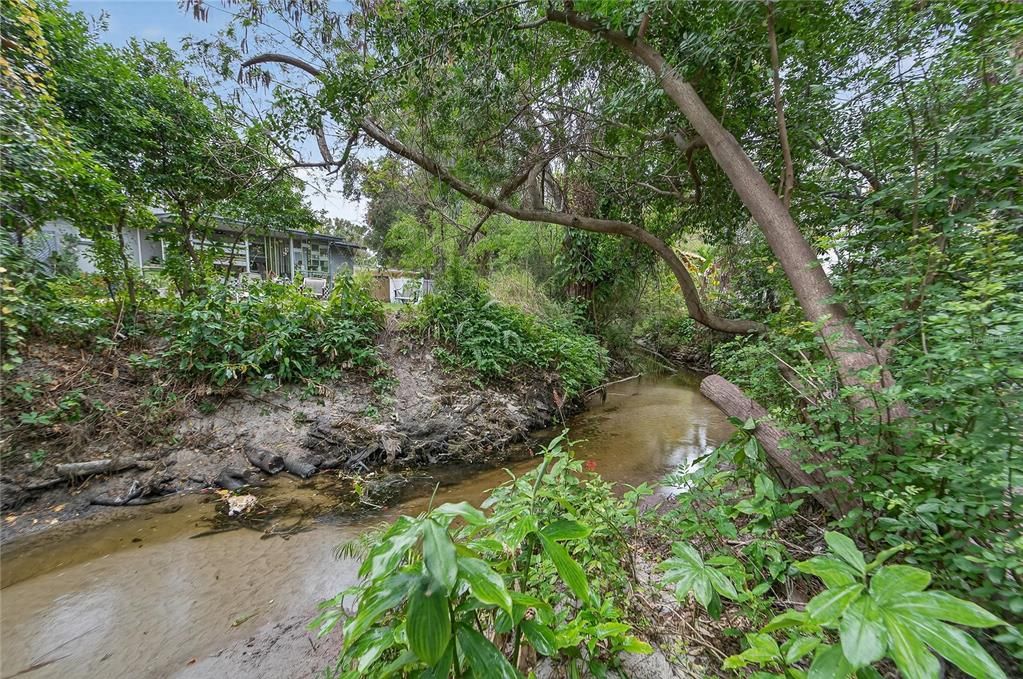 待售: $225,000 (0.26 acres)