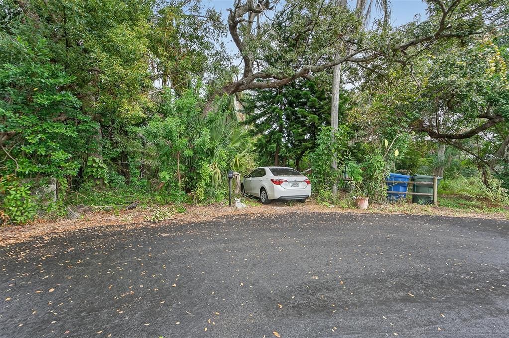 待售: $225,000 (0.26 acres)