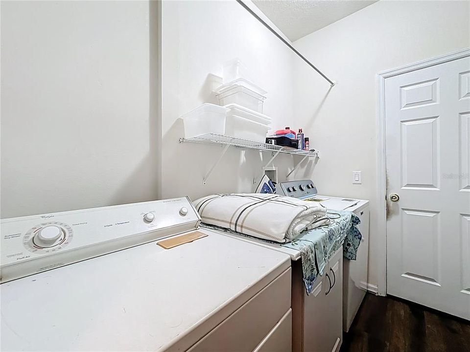 В аренду: $3,000 (4 спален, 3 ванн, 2396 Квадратных фут)