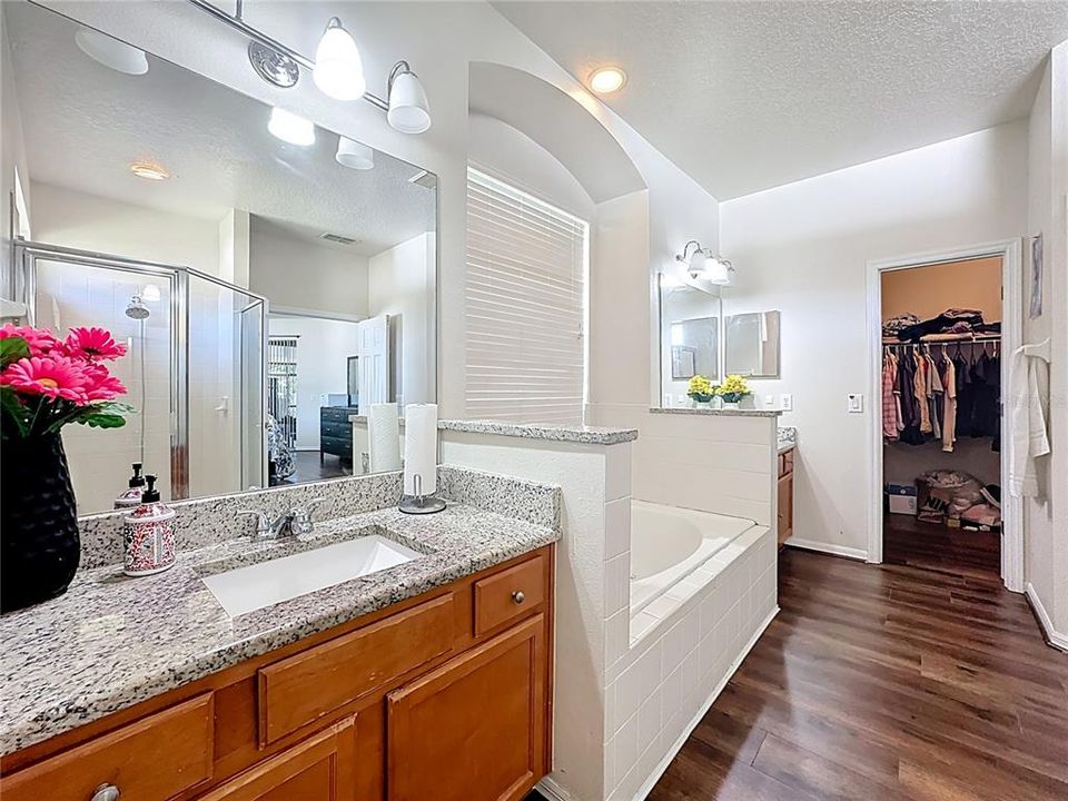 В аренду: $3,000 (4 спален, 3 ванн, 2396 Квадратных фут)