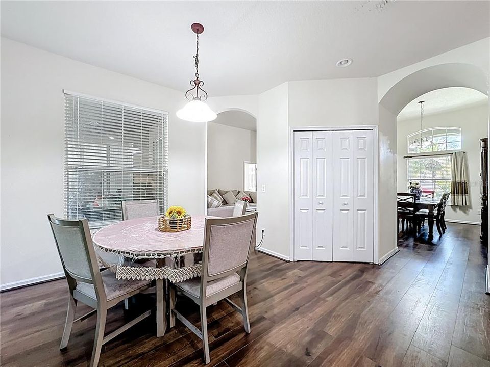 В аренду: $3,000 (4 спален, 3 ванн, 2396 Квадратных фут)