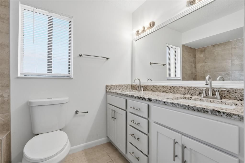 For Rent: $1,900 (4 beds, 2 baths, 1694 Square Feet)