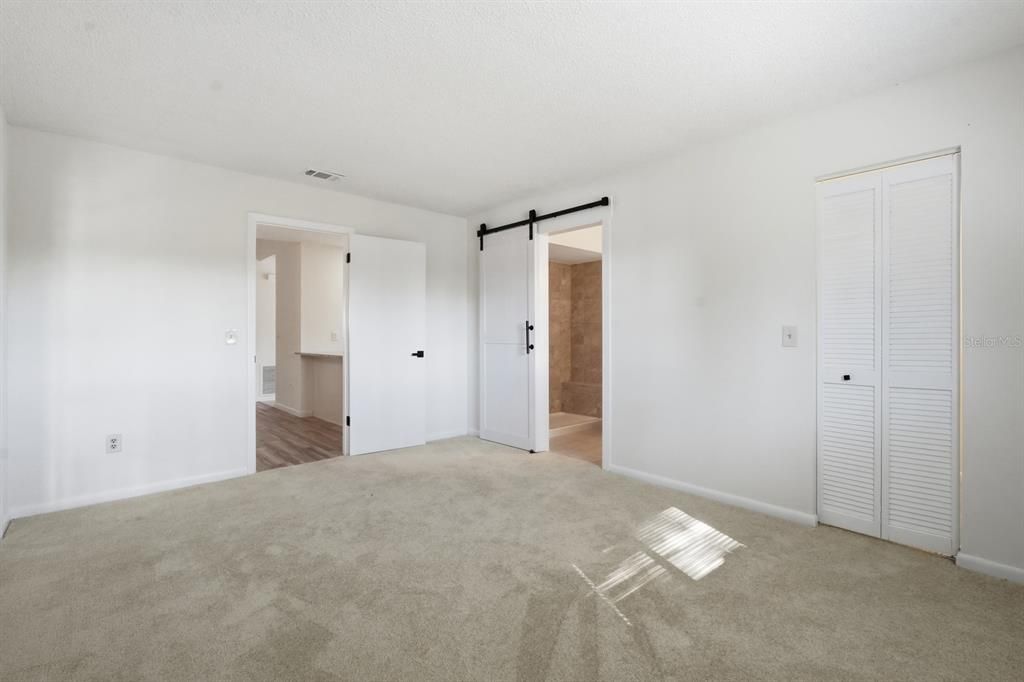 For Rent: $1,900 (4 beds, 2 baths, 1694 Square Feet)